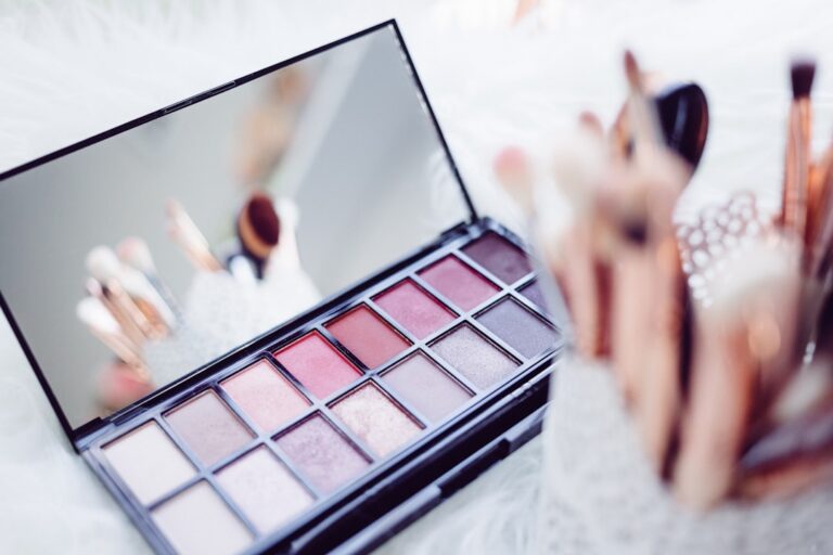 The Ultimate Guide to Choosing Beauty Products on Lushaura Online